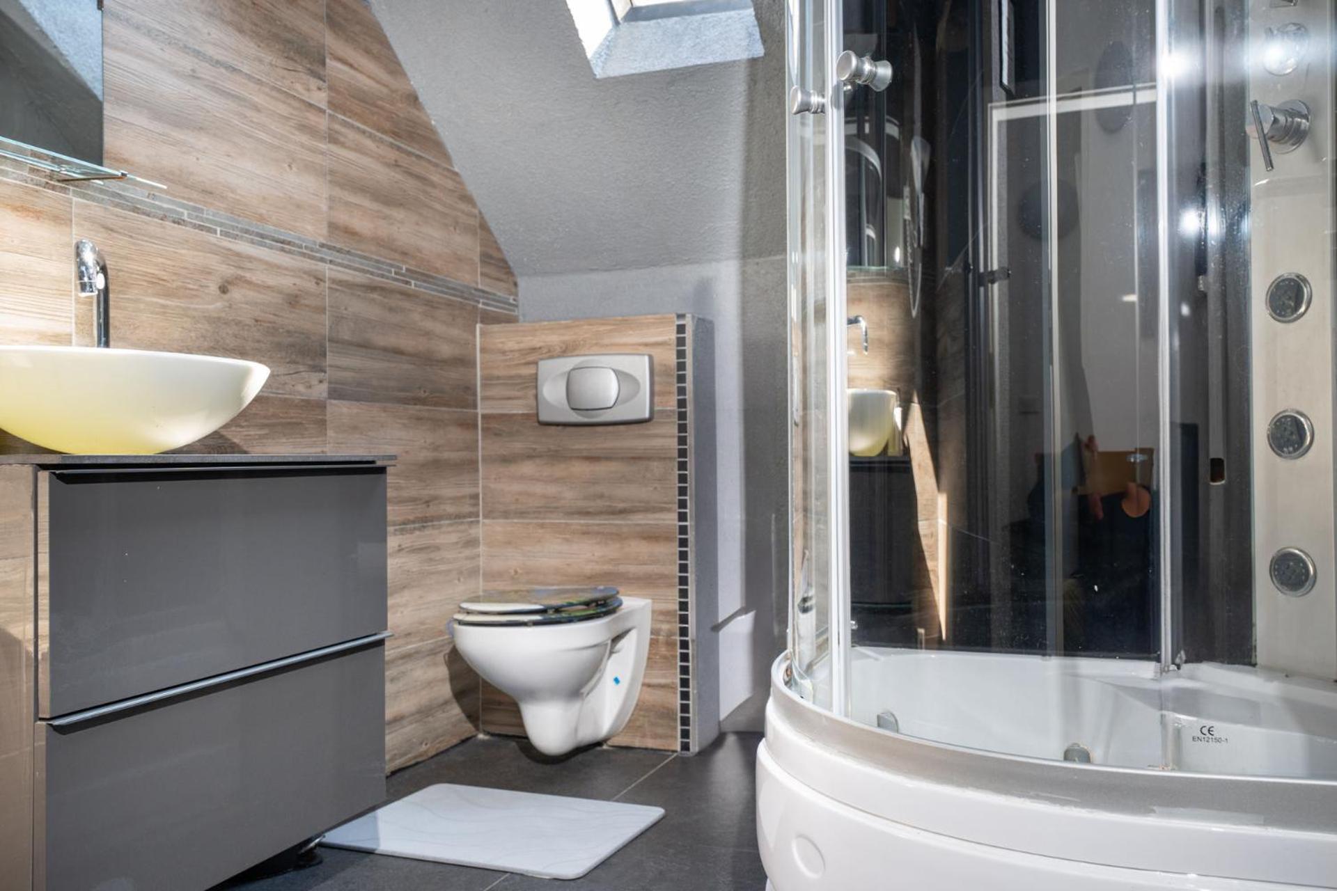 Stylische Privatzimmer An Der Mosel Koblenz  Bagian luar foto